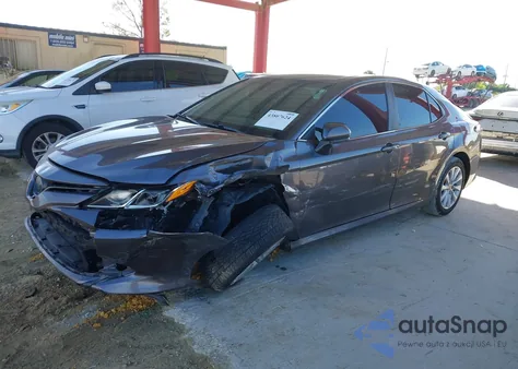 2019 Toyota Camry Le from USA, damaged, VIN 4T1B11HK8KU243371